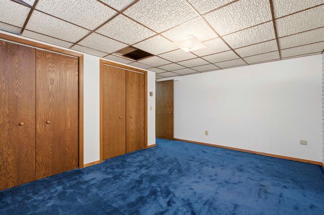 6 Ruyak Point, Minot, ND 58703