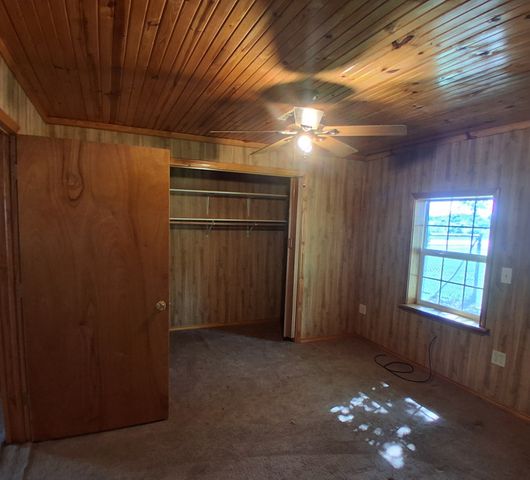 4023 Pages Paradise Lane, Kingston, OK 73439