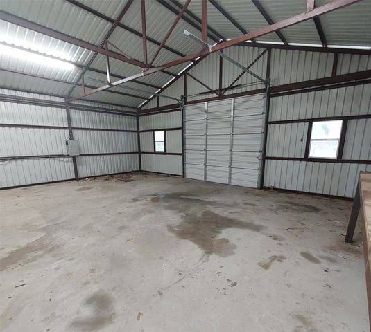 4023 Pages Paradise Lane, Kingston, OK 73439