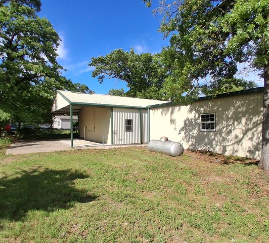 4023 Pages Paradise Lane, Kingston, OK 73439