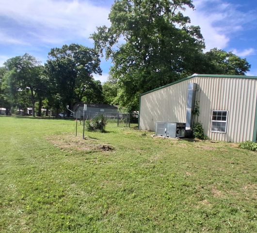 4023 Pages Paradise Lane, Kingston, OK 73439