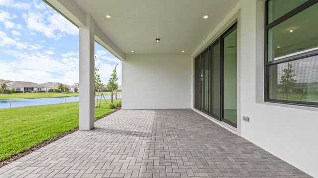 5474 Hutchinson Way, The Acreage, FL 33470