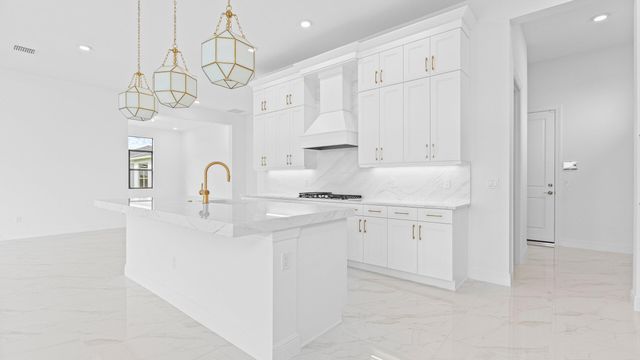 5474 Hutchinson Way, The Acreage, FL 33470