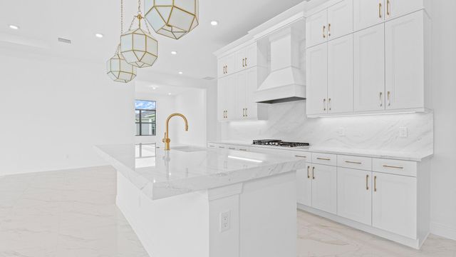 5474 Hutchinson Way, The Acreage, FL 33470