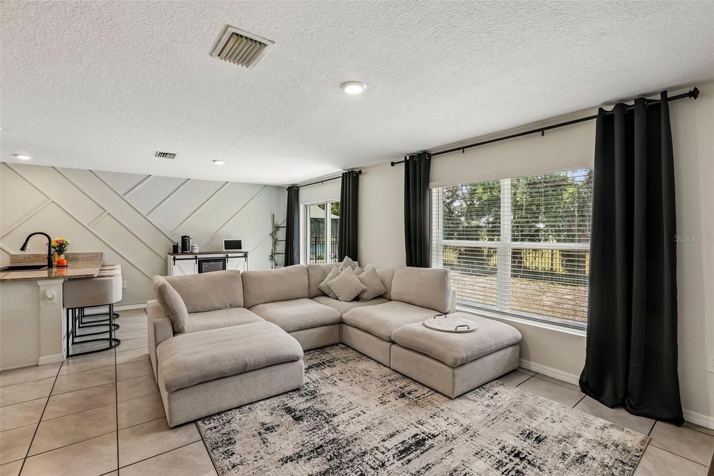 Image 10 of property listing at 5499 DIANTHA WAY, Brooksville, FL 34604