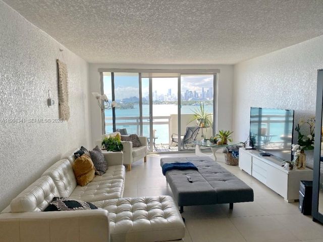 1500 Bay Rd 1222S, Miami Beach, FL 33139