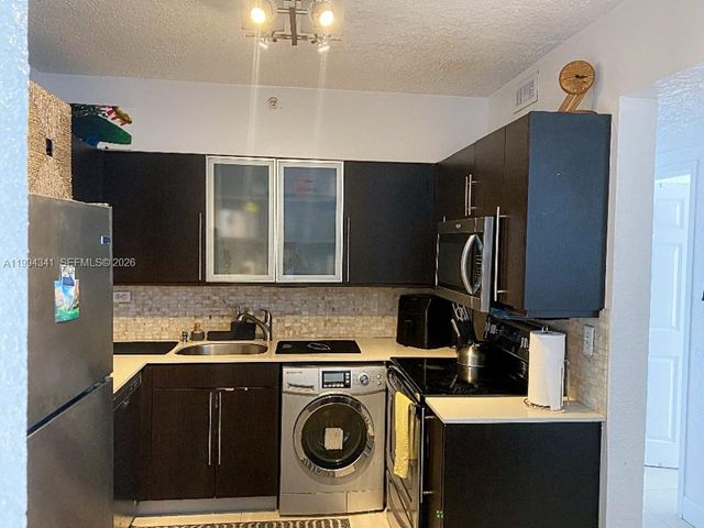 1500 Bay Rd 1222S, Miami Beach, FL 33139