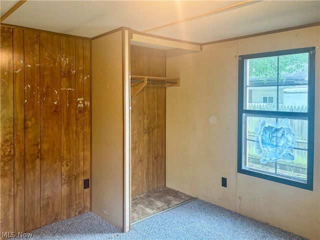 1879 Difford Drive, Niles, OH 44446