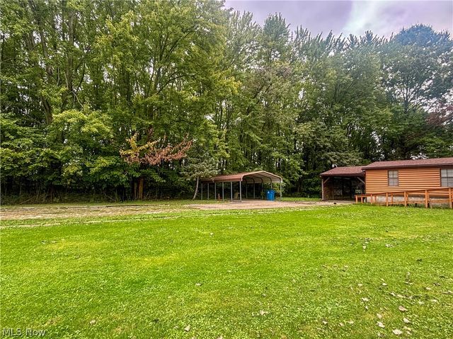 1879 Difford Drive, Niles, OH 44446