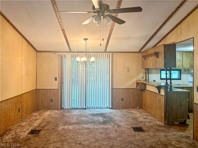 1879 Difford Drive, Niles, OH 44446