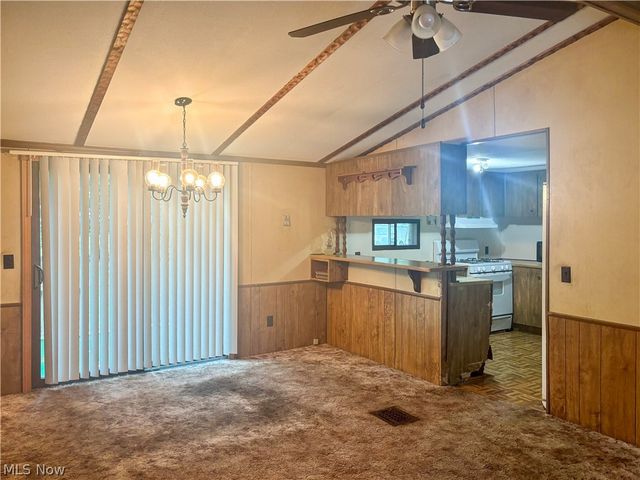 1879 Difford Drive, Niles, OH 44446