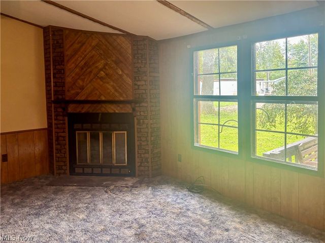 1879 Difford Drive, Niles, OH 44446