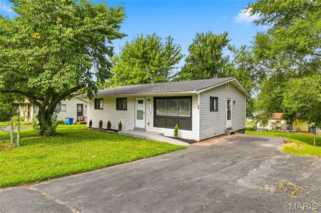 1409 Moran Drive, Hazelwood, MO 63135
