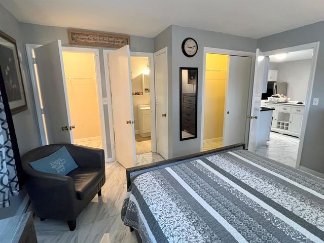 5 Autumn Leaf Dr Apt 16, Nashua, NH 03060