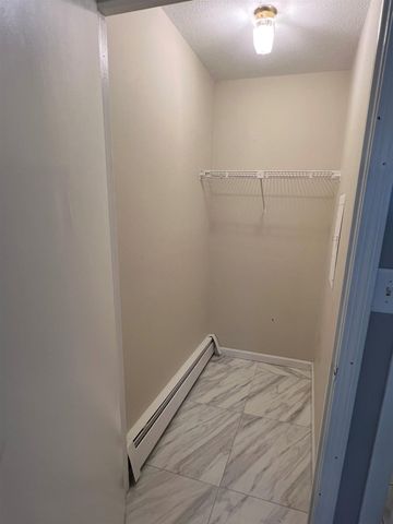 5 Autumn Leaf Dr Apt 16, Nashua, NH 03060