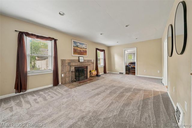 19782 Sumner, Redford, MI 48240