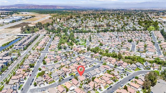 861 Shade Tree Way, Corona, CA 92878