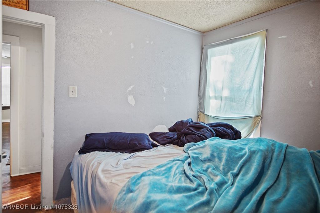 4010 Morris Drive 4010 Morris Drive