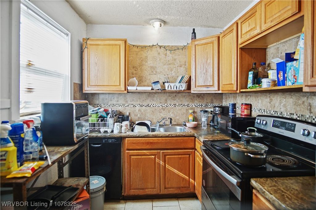 4010 Morris Drive 4010 Morris Drive