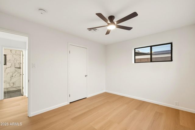 2930 E GRANADA Road, Phoenix, AZ 85008