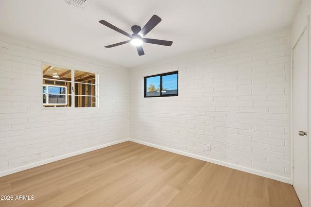 2930 E GRANADA Road, Phoenix, AZ 85008