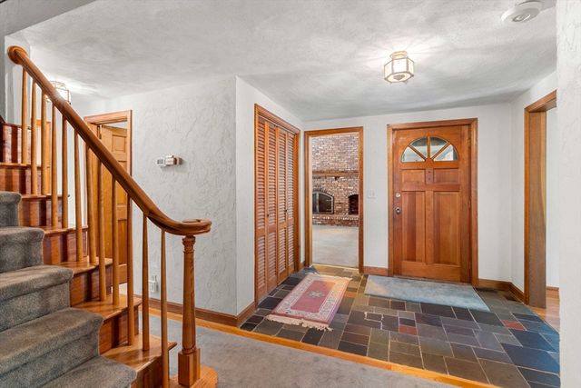 17 Kernwood Hts, Beverly, MA 01915