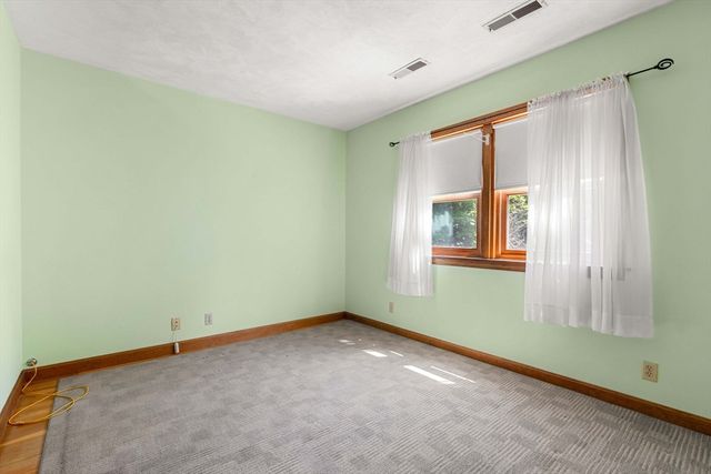 17 Kernwood Hts, Beverly, MA 01915