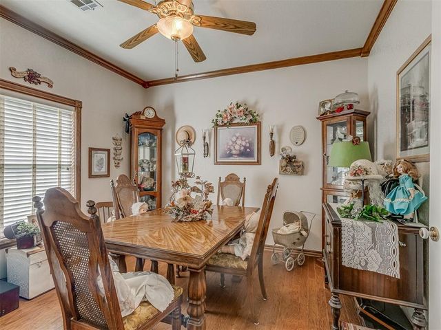 217 S Roselawn Avenue, Midwest City, OK 73130