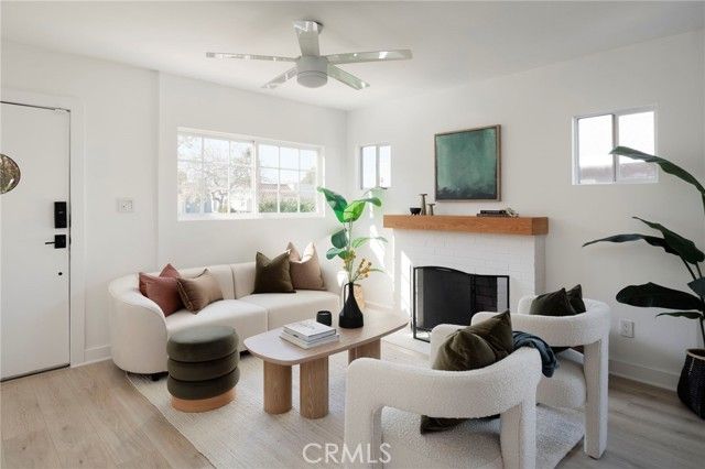 5922 4th, Los Angeles, CA 90043