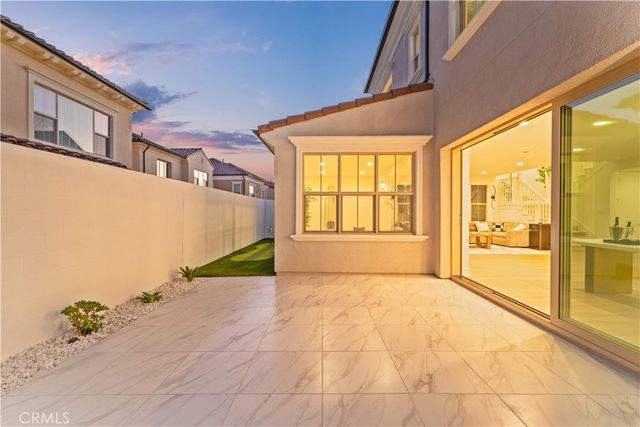 168 Somera, Irvine, CA 92602