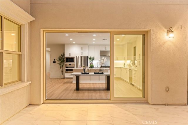 168 Somera, Irvine, CA 92602