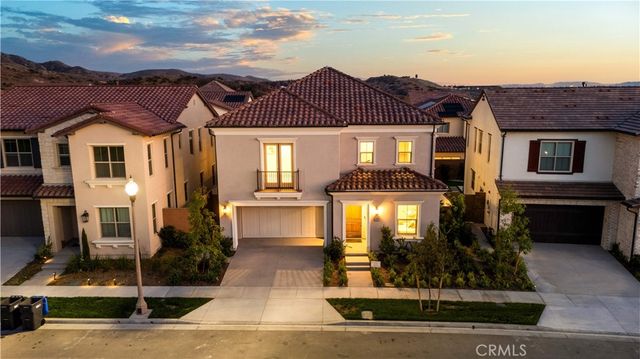 168 Somera, Irvine, CA 92602