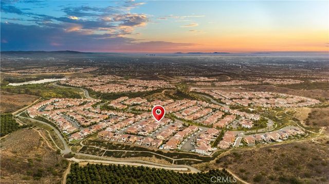 168 Somera, Irvine, CA 92602