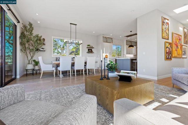 158 Andrea Dr, Walnut Creek, CA 94596