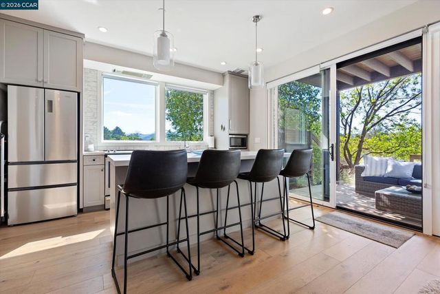 158 Andrea Dr, Walnut Creek, CA 94596