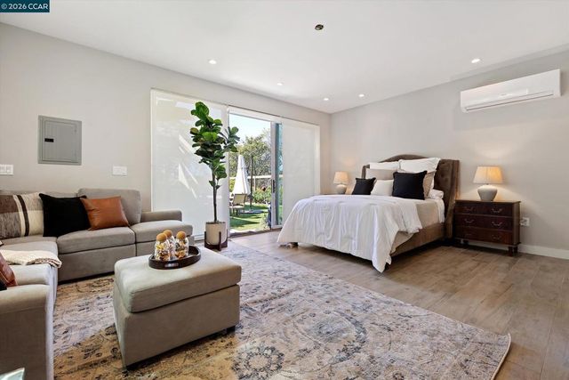 158 Andrea Dr, Walnut Creek, CA 94596