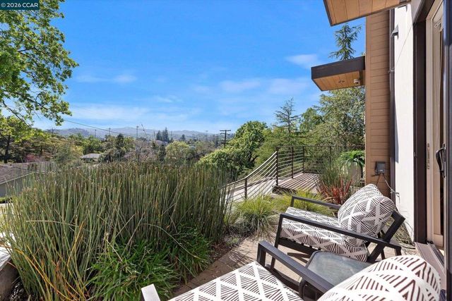 158 Andrea Dr, Walnut Creek, CA 94596