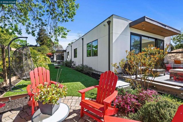 158 Andrea Dr, Walnut Creek, CA 94596