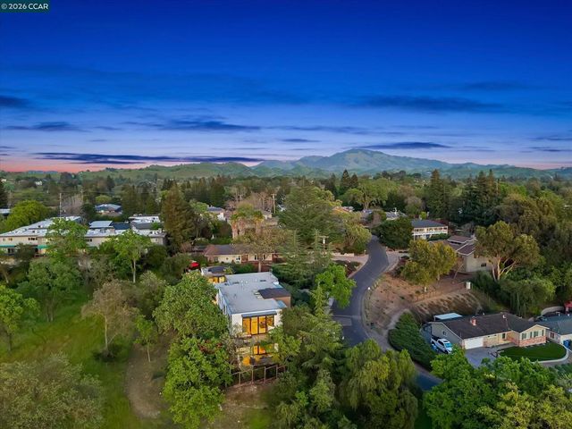 158 Andrea Dr, Walnut Creek, CA 94596