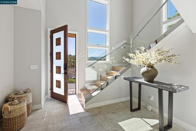 158 Andrea Dr, Walnut Creek, CA 94596