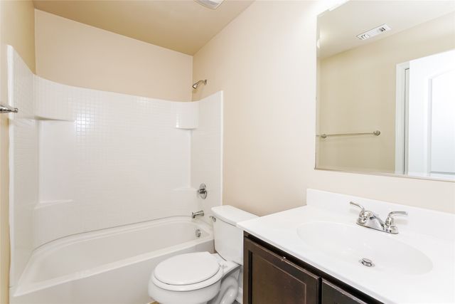 105 Richard Lane, Red Oak, TX 75154