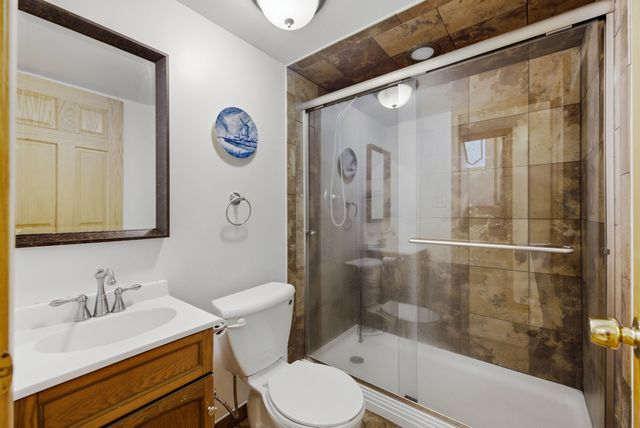 27W440 Central Avenue, Warrenville, IL 60555