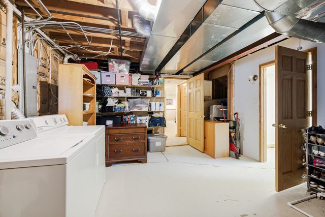 27W440 Central Avenue, Warrenville, IL 60555