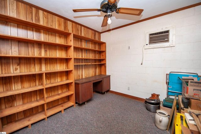 551 Riveroak Road, Inman, SC 29349
