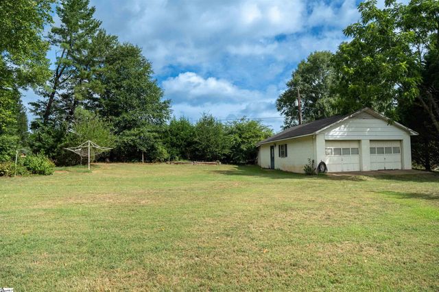 551 Riveroak Road, Inman, SC 29349