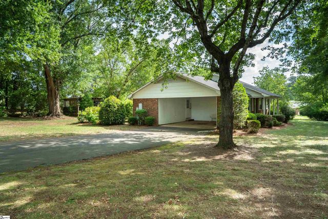 551 Riveroak Road, Inman, SC 29349