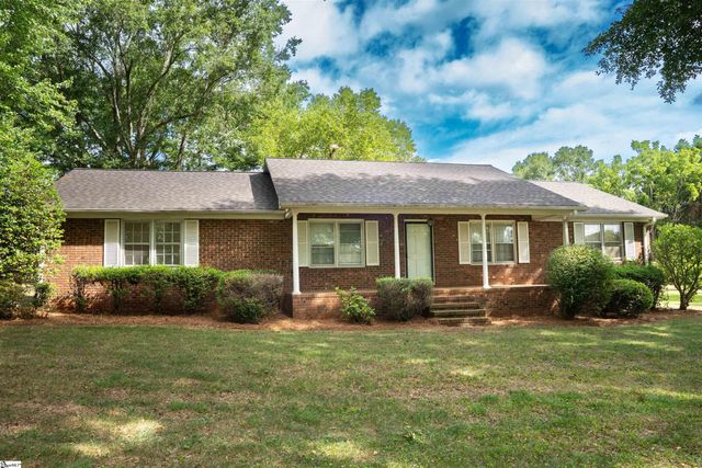 551 Riveroak Road, Inman, SC 29349