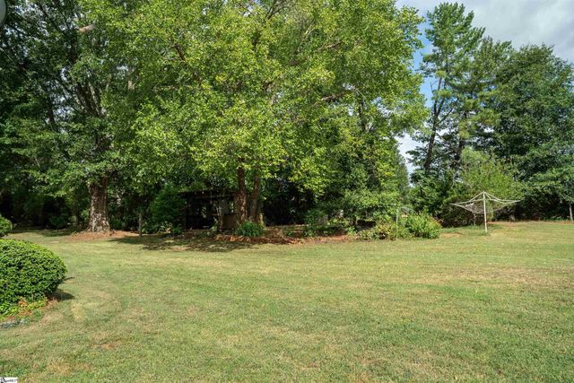 551 Riveroak Road, Inman, SC 29349