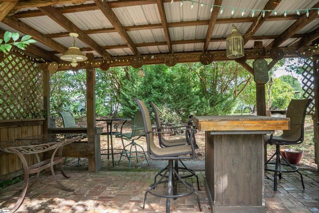 551 Riveroak Road, Inman, SC 29349