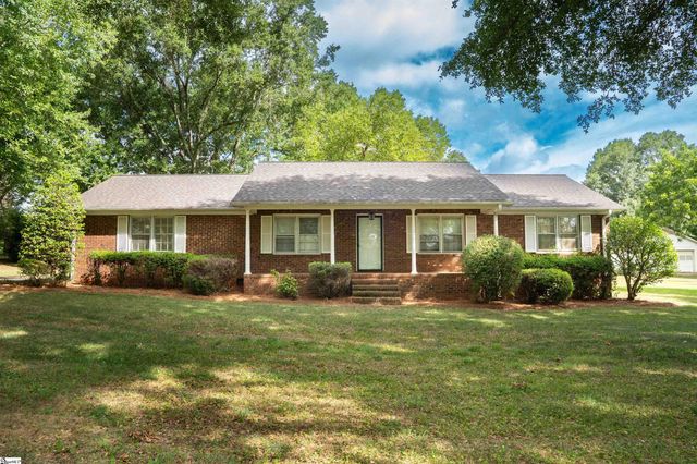 551 Riveroak Road, Inman, SC 29349